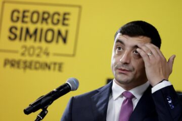 Екзит-пол: у першому турі президентських виборів Румунії лідирує Джордже Сіміон