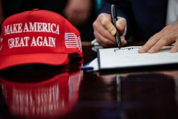 Трамп сказав, що готовий знизити тарифи для Китаю “в певний момент”