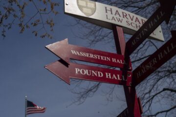 Адміністрація Трампа заборонила Гарвардському університету отримувати нові федеральні гранти