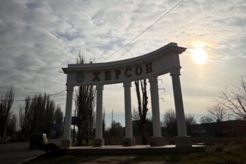 На Херсонщині за добу через російські обстріли 1 людина загинула й 3 отримали поранення