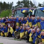 Ще 205 українських захисників сьогодні повернулися з російського полону
