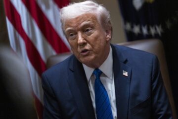 Трамп назвав “ганьбою” обстріли Індією Пакистану