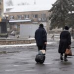 На Донеччині залишаються 21 200 дітей, обов’язкова евакуація триває