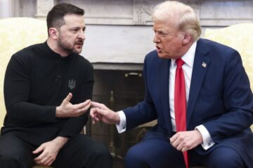 Зеленський спілкується телефоном з Трампом