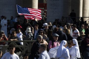 Трамп заявив про бажання якомога швидше зустрітися з Папою Левом XIV
