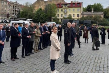 Головне за ніч та ранок п’ятниці, 9 травня: понад 190 боєзіткнень, удари по Сумщині, високі гості з ЄС у Львові