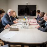 Сибіга зустрівся із очільником британського МЗС: говорили про порушення РФ припинення вогню
