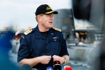 Командувача британського Королівського флоту відсторонили від обов’язків