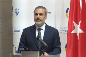 Туреччина готова долучитися до моніторингу дотримання режиму припинення вогню в Україні