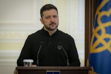 Зеленський: Україна очікує підтвердження РФ щодо повного припинення вогню з 12 травня