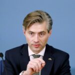 Глава МЗС Литви: РФ тягне час, аби уникнути реального шляху до миру