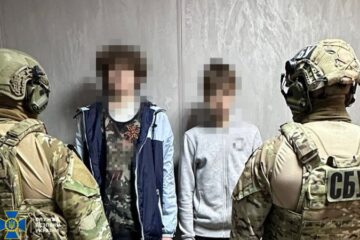 На Рівненщині затримали двох 18-річних агентів РФ, які намагалися підірвати наряд поліції