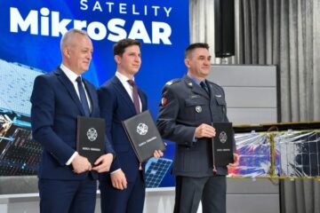 Польща підписала контракт на $227 млн для придбання супутникової системи ICEYE