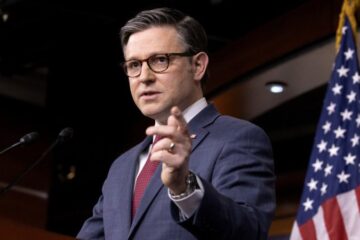 Спікер Палати представників США захистив плани Трампа прийняти літак від Катару
