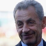 З експрезидента Франції Ніколя Саркозі зняли електронний браслет