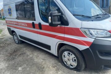 Унаслідок російських обстрілів постраждали двоє херсонців