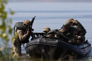 Сили оборони: армія РФ проводить перегрупування військ для спроби захоплення острівної зони Дніпра