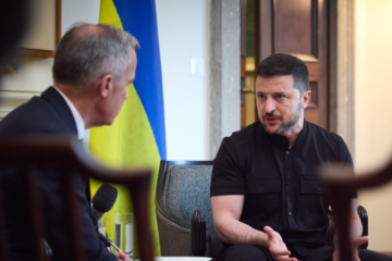 Зеленський і прем’єр Канади обговорили тиск на Росію для завершення війни