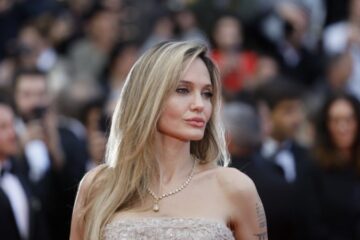 Анджеліна Джолі вшанувала пам’ять Вікторії Амеліної на Каннському кінофестивалі