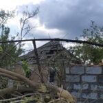Унаслідок агресії РФ на Дніпропетровщині пошкоджені будинки, ЛЕП та газогін