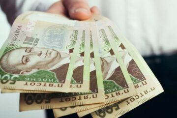 Представляються банком і просять встановити додаток: як уникнути шахрайства