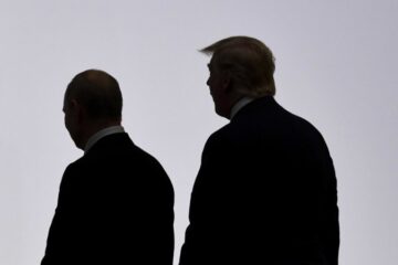 Трамп і Путін проводять телефонну розмову