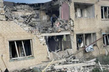 Унаслідок авіаудару РФ на Харківщині постраждали дві людини
