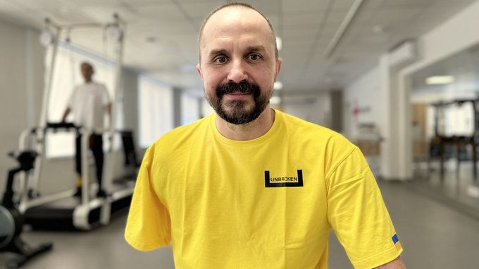 Олексій Попович готується до протезування в центрі <i>Unbroken</i> у Львові.
