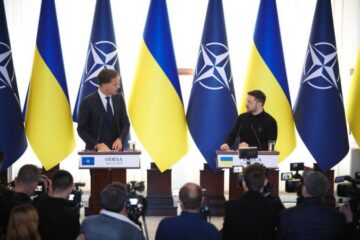 Генсек НАТО не готовий зараз запросити Зеленського на саміт у Гаагу