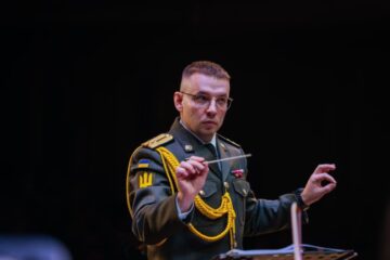 Диригент Сергій Лихоманенко: «Кожен доброволець хоче захищати найцінніше: рідних, землю, країну. Для мене це також і музика»