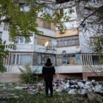 Унаслідок ворожих обстрілів на Херсонщині загинули 2 людини, ще 13 — зазнали поранень