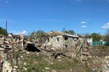 Наслідки обстрілів армії РФ на Харківщині: загинули чотири людини, ще семеро постраждали