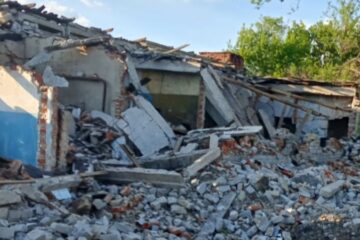 Росіяни атакували Дніпропетровщину ракетами і КАБами, є постраждалі