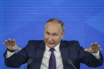 Розвідка США: Путін залишається впевненим в остаточній перемозі над Україною та готовий воювати щонайменше до кінця 2025 року