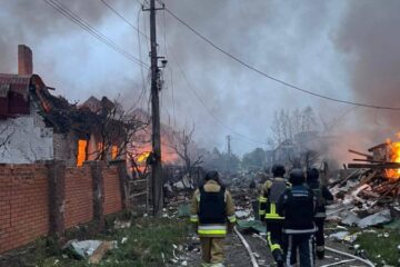 Унаслідок нічної атаки на Київщині загинули три людини, десятеро поранені