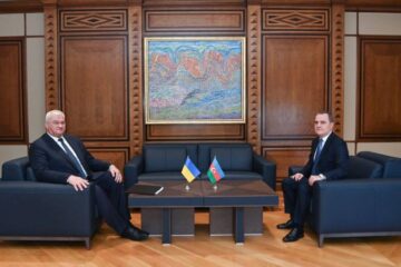 Сибіга у Азербайджані домовлявся про торговельно-економічну, інвестиційну та енергетичну співпрацю