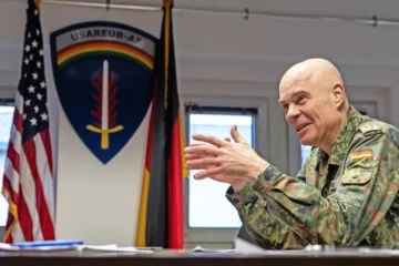 Генерал-майора НАТО звільнили через жарт про зґвалтування. Він очолював місію з допомоги Україні
