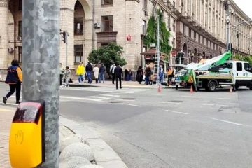 На майбутньому переході на Хрещатику встановлюють понад 10 світлофорів