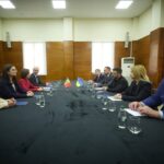 Боротьба проти російських гібридних загроз і енергетична безпека: Володимир Зеленський зустрівся з Маєю Санду