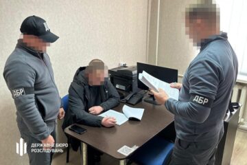 Посадовець військової частини, який закуповував хліб за завищеними цінами, отримав підозру