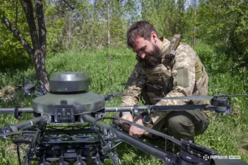Ворожий штурмовик з сараю вилетів у космос: про нічні полювання «Вампіра» на окупантів в Торецьку