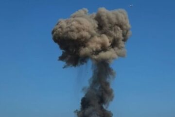 Ворог завдав ударів по житлових кварталах Херсонщина: є поранені, пошкоджені будинки
