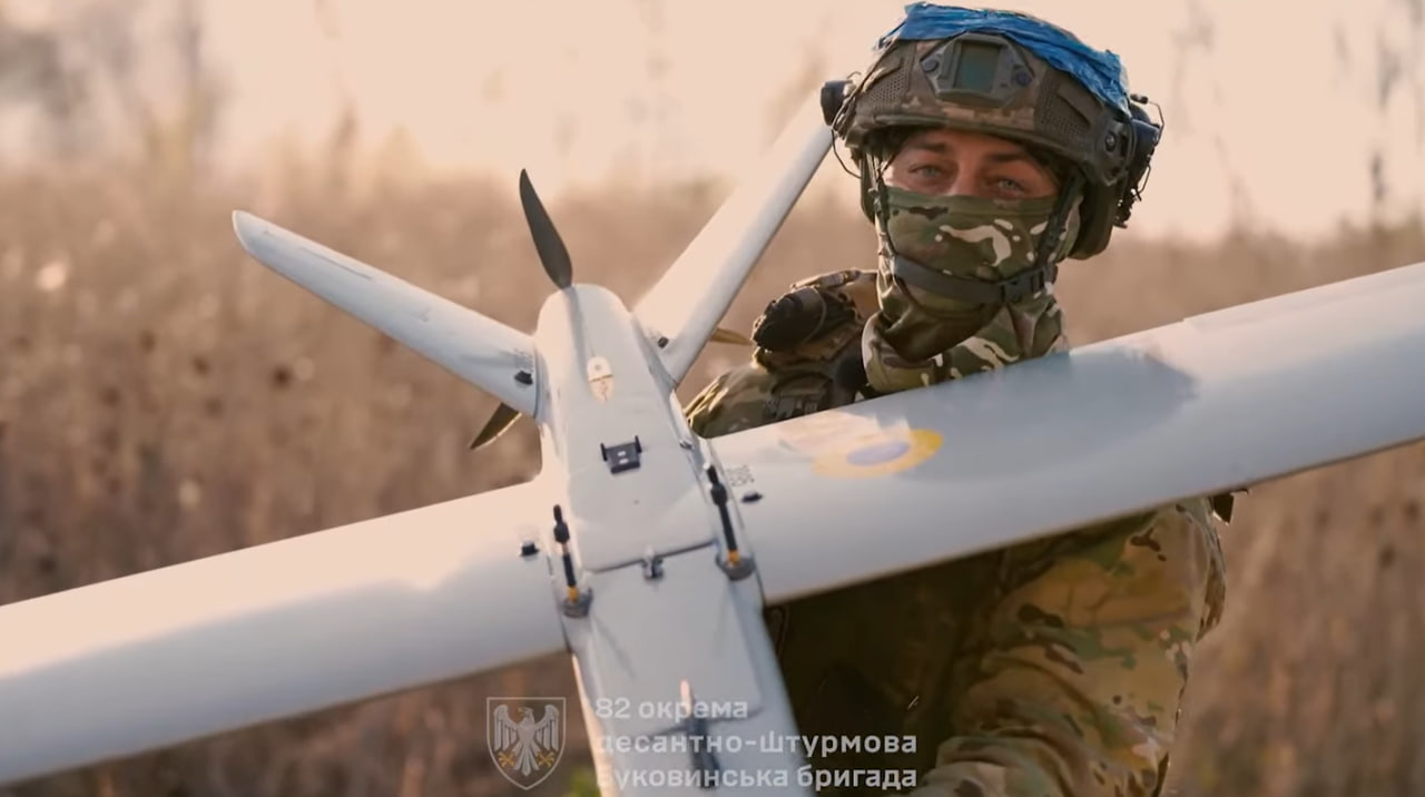 «Лелека» бачить усе — навіть як по тобі летять дві ракети»: десантник про «очі в небі», що рятують життя та нищать ворога