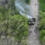 «Ефектно та ефективно» — українські дрони-камікадзе знищили російський Т-72 та дві бронемашини