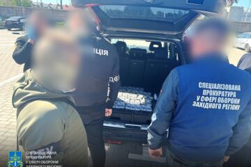 Довідка ВЛК про непридатність за $8 тисяч: на Рівненщині затримали організатора схеми ухилення від служби