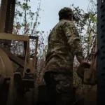 Кабмін виділив Міноборони 10 млн грн на ремонт військової автотехніки, закупівлю оргтехніки та меблів