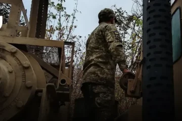 Кабмін виділив Міноборони 10 млн грн на ремонт військової автотехніки, закупівлю оргтехніки та меблів