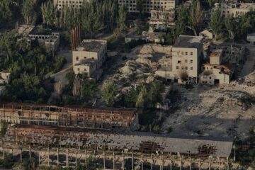 «Ліскою оптоволокна район просто всіяний» — ворог підтягнув у Часів Яр досвідчені підрозділи БПЛА