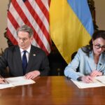 Україна та США підписали угоду про  створення інвестиційного фонду відбудови