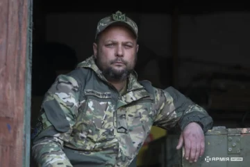 «В очах білий спалах, подумав, що то вже рай»: «Москіт» зі 157 ОМБр розповів, як стримують штурмову навалу рф на передовій